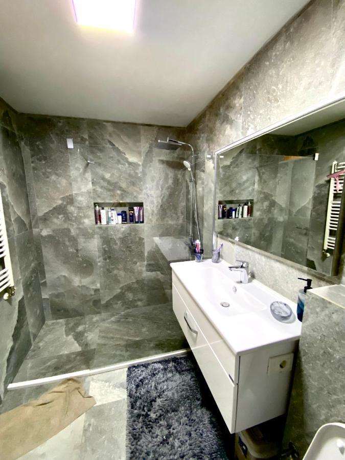 Kent Apartments Prishtinë Luaran gambar